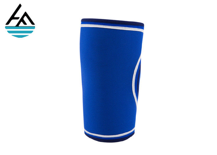 Blue Weightlifting Neoprene Elbow Sleeve , Protective Compression Elbow Support