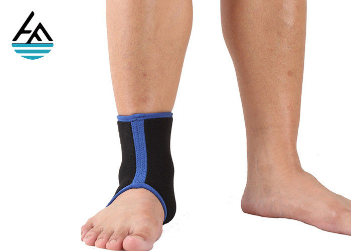 Soft Neoprene Ankle Wrap / Compression Foot And Ankle Brace For Running